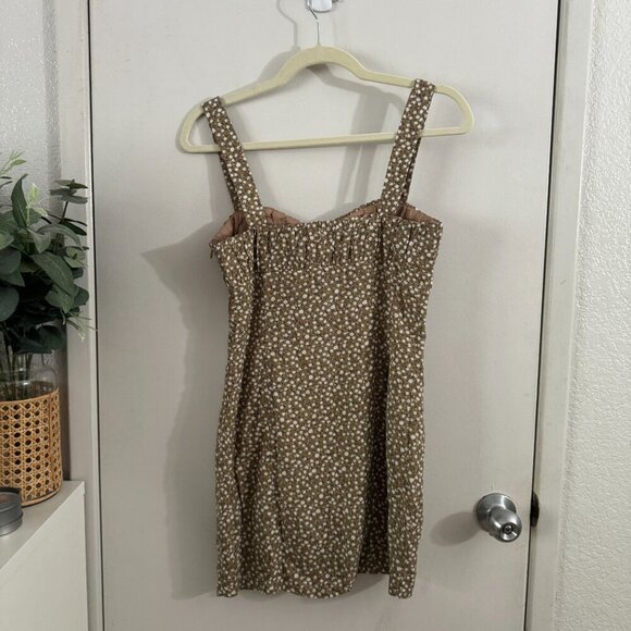 🦋 PRINCESS POLLY Freya Mini Dress Sand Floral Size 4 Beige - Picture 4 of 5